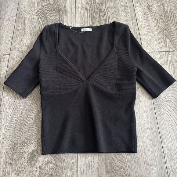 Free people intimately Black V-Neck Ribbed Top NWOT - Picture 1 of 4